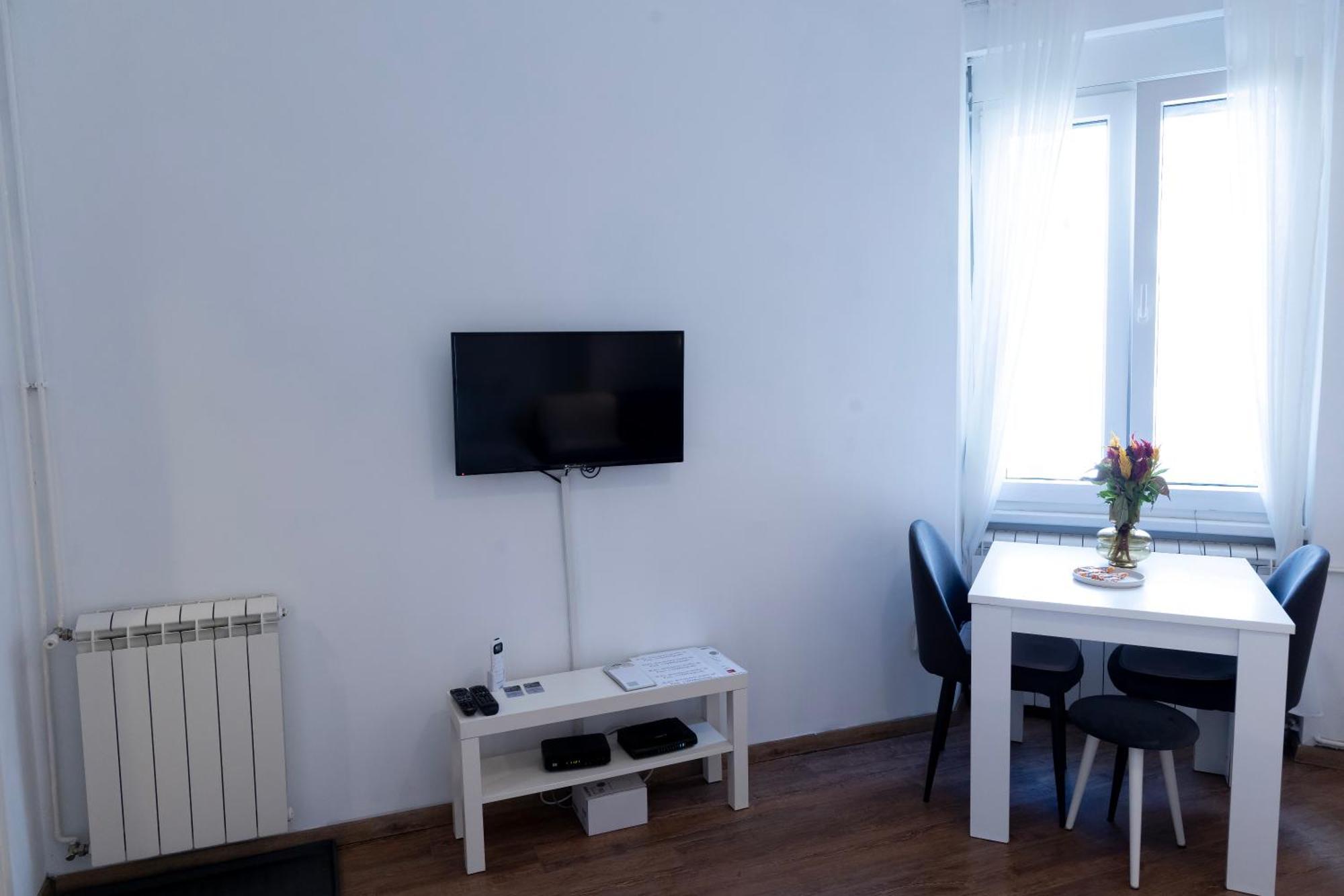 Downtown Studio Ap Белград Экстерьер фото